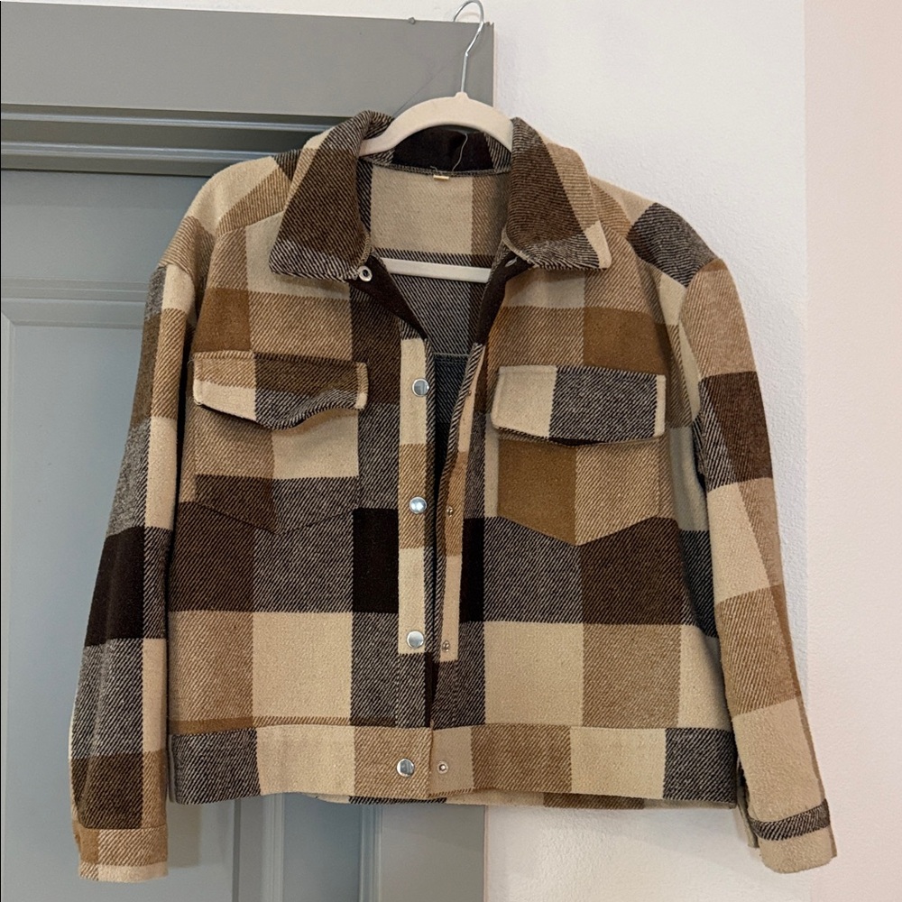 Plaid Button-Up Jacket in Brown and Tan